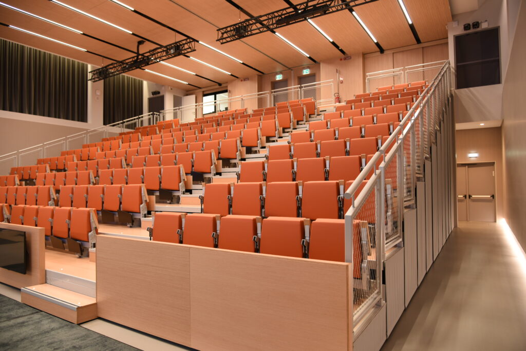 Auditorium-Corporate-4akustik-Fantoni-9