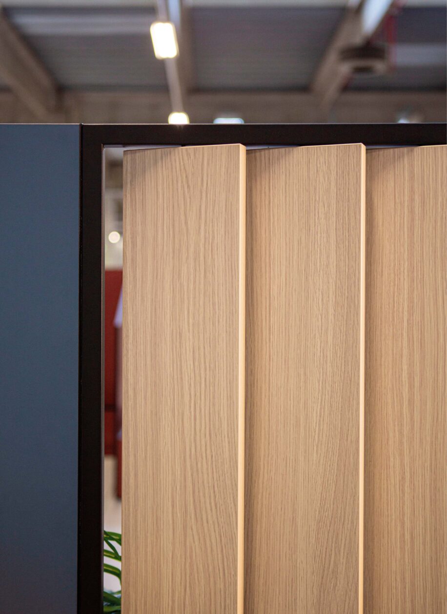 PANORAMA_Rev02 p-46 LR