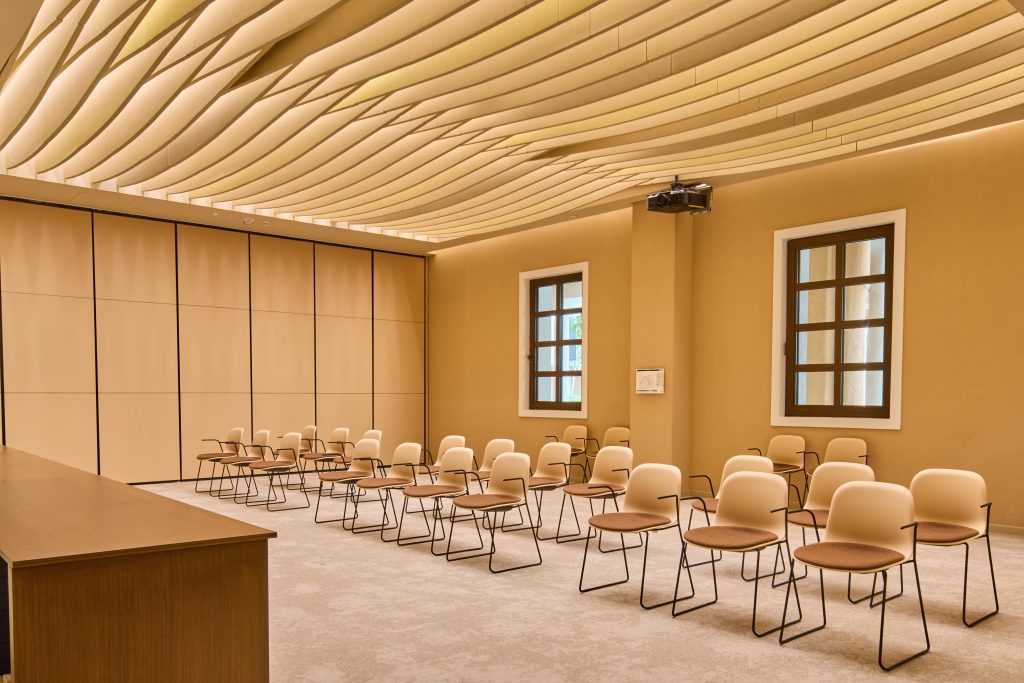 MOC-HQ-mani-seating-fantoni